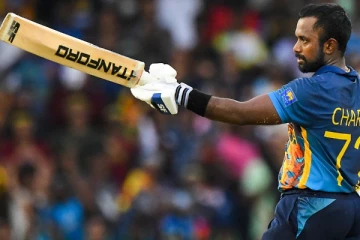 இலங்கை வீரர் முதல் சர்வதேச சதம்! நங்கூர ஆட்டம்