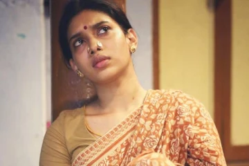சார்பட்டா பரம்பரை பட நாயகி துஷாரா விஜயனா இது?- மாடர்ன் உடையில் எப்படி போஸ் கொடுத்துள்ளார் பாருங்க