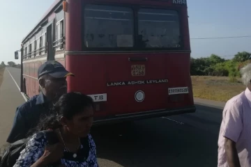 தமிழர் பகுதியில் பேருந்தில் பயணித்த ஆசிரியருக்கு நேர்ந்த கதி!