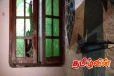 யாழில் நடு இரவில் வீட்டுக்குள் புகுந்த வன்முறைக் குழுவினரின் அட்டகாசம்