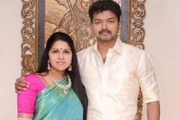 பிரபல நடிகரின் திருமணத்தில் விஜய் - சங்கீதா.. பலரும் பார்த்திராத வீடியோ