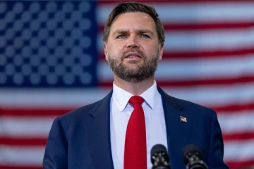 கனேடியர்களின் இந்த நிலைமைக்கு புலம்பெயர்ந்தோர்தான் காரணம்: அமெரிக்க துணை ஜனாதிபதி