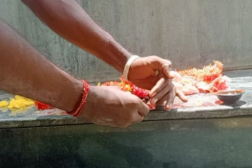 யாழ் பல்கலையில் இடம் பெற்ற முள்ளிவாய்க்கால் 3ம் நாள் நினைவேந்தல்