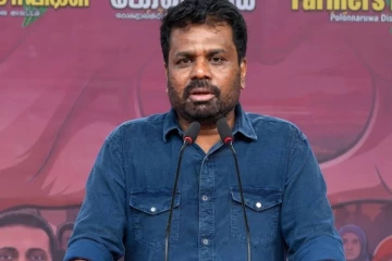 බිඳවැටුණු රටක් අතට ගත් හැටි මෙන්න..රු.507ක් වුන ඩීසල් ලීටරය රු.407ට දුන්නා..