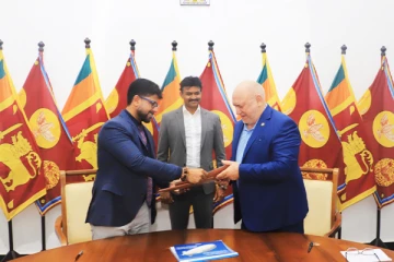 இலங்கை வரலாற்றில் முதன் முறையாக ஏர் - சிப் சேவை: கிழக்கு மாகாண ஆளுநர் முன்னிலையில் உடன்படிக்கை கைச்சாத்து