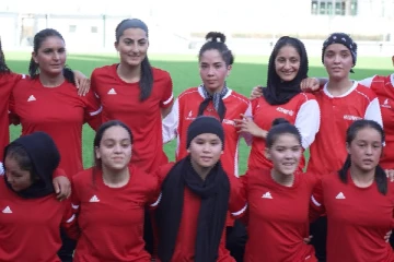 ஆப்கானிஸ்தான் பெண்கள் கால்பந்து அணி இப்ப எங்க இருக்குது தெரியுமா?