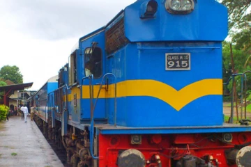 சேவையாளர்கள் பலருக்கு கொரோனா: பெரும் நெருக்கடியில் புகையிரத சேவை!