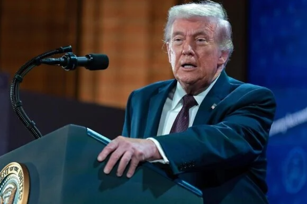 ஈரான் தனது அணு ஆயுதக் கனவைக் கைவிடாவிட்டால்...ட்ரம்பின் பகிரங்க எச்சரிக்கை | Iran Must Give Up Its Nuclear Weapons Dream Trump