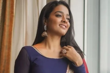 ஹோம்லியாக நடித்து வந்த காயத்ரியா இப்படி? வீடியோ பார்த்து ரசிகர்கள் ஷாக்