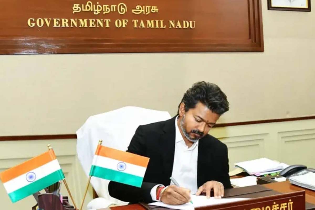 சிறுமி வைத்த ஒற்றை கோரிக்கை.... சட்டென விஜய் செய்த மாற்றம் | Child Request Cm Vijay Remove Chair In Towel