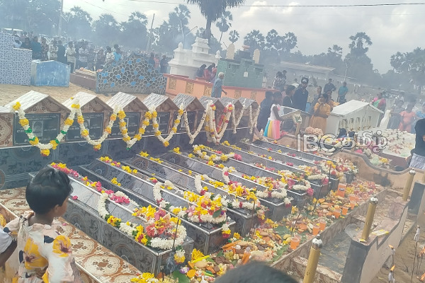 மறக்க முடியாத அலைகள்: பல்வேறு பகுதிகளில் சுனாமி பேரழிவின் நினைவேந்தல் | 21St Anniversary Of The Tsunami Disaster