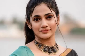 துளி கூட மேக்கப் போடாமல் இருக்கும் பிக் பாஸ் லாஸ்லியா.. அழகிய புகைப்படம்
