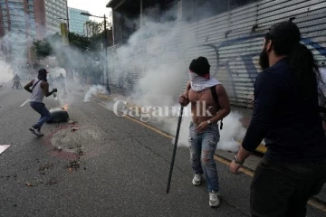 ජනාධිපති ධූරය නිසා උණුසුම් තත්වයක්..(VIDEO/PHOTO)