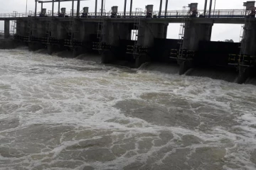 இரணைமடுகுளத்திற்கு பெரும் ஆபத்தும் ஏற்படும் - அரச அதிபர் எச்சரிக்கை