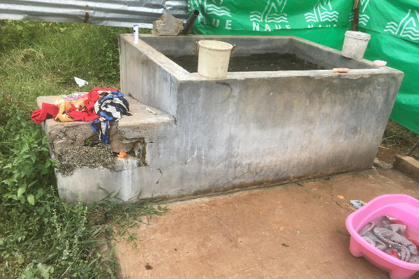 தண்ணீர் தொட்டியில் விழுந்து சிறுமி பரிதாபமாக பலி (Photos) | Girl Dies After Falling Into Water Tank