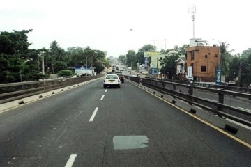 ප්‍රධාන මාර්ගයක් විරෝධතාවයක් නිසා වැසෙයි..