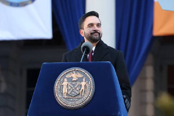 இது போர்க் குற்றம்... மதுரோவின் கைதுக்கு கடும் எதிர்ப்பு தெரிவித்த நியூயார்க்கின் புதிய மேயர் | Nyc Mayor Mamdani Opposes இது போர்க் குற்றம்... மதுரோவின் கைதுக்கு கடும் எதிர்ப்பு தெரிவித்த நியூயார்க்கின் புதிய மேயர் | Nyc Mayor Mamdani Opposes