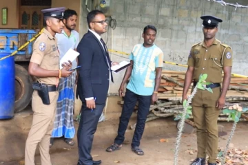 மின்சாரம் தாக்கி பெண்ணொருவர் உயிரிழப்பு