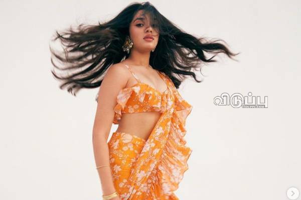 பாலாவால் சூர்யா படத்தில் ஓட்டம் பிடித்த 19 வயது நடிகை!! மூணு நடிகைகளை தட்டித்தூக்கிய ஜெயம்ரவி.. | Krithi Shetty Come Back Tamil Cinema Returns