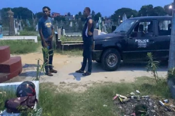 யாழில் நடுவீதியில் பெண்ணுக்கு நடந்த கொடூரம் ; பெண்ணை தீ மூட்டி கொளுத்திய நபர் கைது