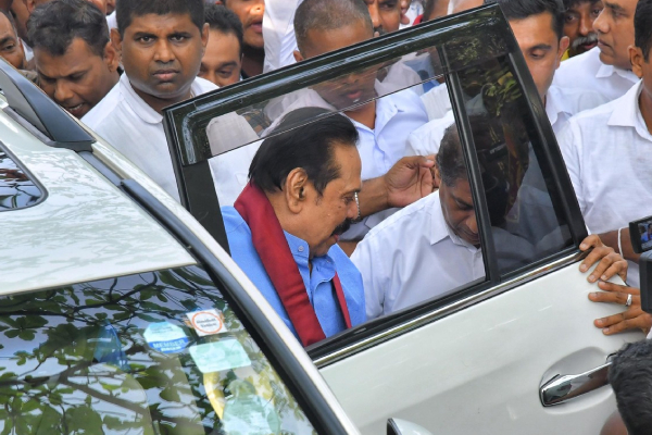 கொழும்பில் இருந்து வெளியேறிய பின் மகிந்தவின் முதல் அறிக்கை! | Statement Issued By Mahinda After Leaving Colombo