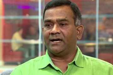 அமைச்சர்களை மாற்றியமைப்பதால் நெருக்கடி தீராது - திஸ்ஸ அத்தநாயக்க சுட்டிக்காட்டு