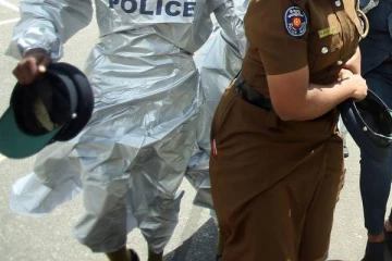 மாமியாருக்கு கசிப்பு காச்ச சமையல் எரிவாயு வழங்கிய பொலிஸ் அதிகாரி!