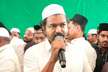 அதிமுக கூட்டணியில் இணைகிறோமா? இஃப்தார் நிகழ்வில் விஜய் விளக்கம்