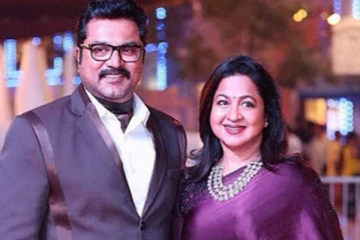 நடிகை ராதிகா சரத்குமாரின் பேரனை பார்த்துள்ளீர்களா.. மிகவும் அழகிய புகைப்படம்