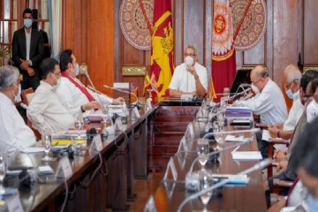 அமைச்சரவையில் மாற்றங்கள்: அமைச்சராகும் எஸ்.பி.திஸாநாயக்க?