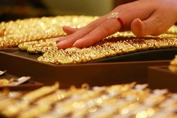 මේ දිනවල ඔබ‍ට සුපිරි වාසියක් . - රන් මිල තවමත් සීඝ්‍ර පසුබැසීමක.