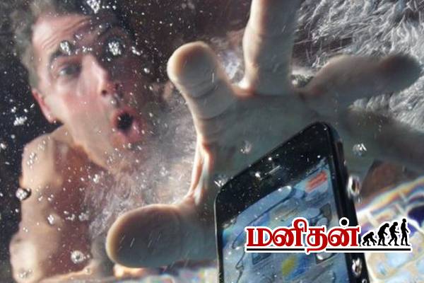 மழைநீர் செல்போனுக்குள் போய் விட்டதா? அப்போ இந்த தவற மட்டும் செஞ்சிடாதீங்க | What To Do When Your Phone Falls Into Water