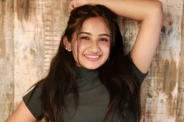 மெளனராகம் ஹீரோயின் ரவீனாவின் காதலர் இவர் தானா.. ஜோடியாக வெளியான புகைப்படம்