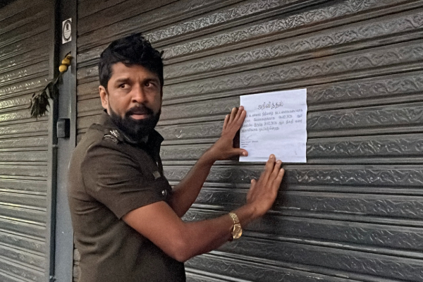 வவுனியாவில் ஆறு பிரபல உணவங்களுக்கு பூட்டு! | 6 Restaurant Closed Unsanitary Conditions Vavuniya