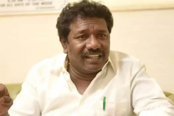 நடிகர் கருணாஸ் மொத்த குடும்பத்தையும் பார்த்திருக்கிறீர்களா? மகன், மகள் எல்லோரும் இருக்கும் போட்டோ