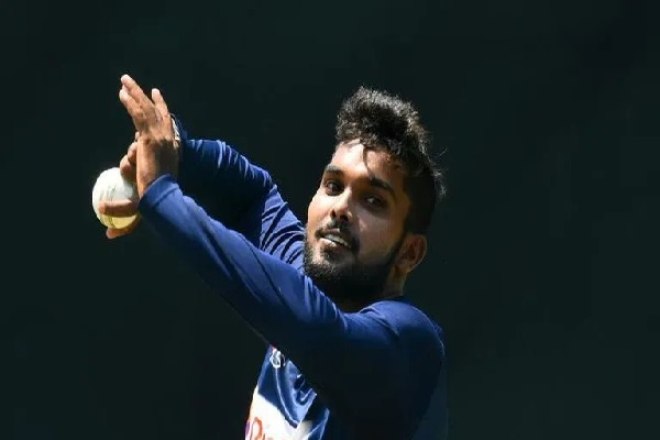 டெஸ்ட் கிரிக்கெட்டிலிருந்து ஓய்வு -சிறிலங்கா சகலதுறை வீரர் அறிவிப்பு | Wanindu Hasaranga To Retire From Test Cricket