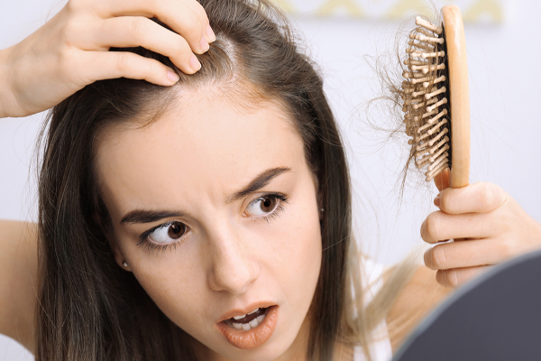 முடி கொத்து கொத்தா கொட்டுதா…..நிறுத்த இந்த ஒரு பரிகாரத்தை உடனே செய்யுங்க! | Hair Loss Astrology