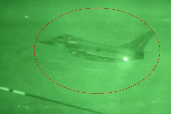 சிரியாவில் ஐ.எஸ் அமைப்பின் ஆயுத கிடங்கு: குறிவைத்து அழித்த பிரித்தானியா-பிரான்ஸ் படைகள் | British France Warplane Attack Is Weapon Facilites