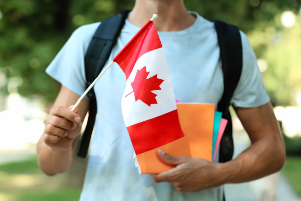 கனடாவுக்கு செல்லும் மாணவர்கள் விசாவில் அதிரடி மாற்றம்! இனி புதிய நடைமுறைகள் | New Rules Process Study Permit Applications Canada
