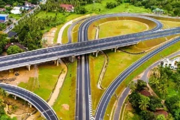 அதிவேக நெடுஞ்சாலைகளில் பல மில்லியன் ரூபாய் வருமானம்!