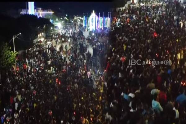 விடைபெற்றது 2022; இந்தியாவில் பிறந்தது புத்தாண்டு 2023- தமிழகத்தில் உற்சாக கொண்டாட்டம் | Born In India New Year 2023