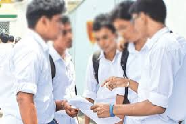 கணிதப்பிரிவில் சிறந்த பெறுபேற்றை பெற்ற மாணவன் திடீர் மரணம்: கிராமமே சோகத்தில் | Sudden Death Of Topper In Maths