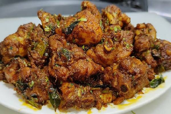கர்நாடக கூர்க் பாணியில் அசத்தல் சிக்கன் மசாலா... இப்படி ஒரு முறை செய்து பாருங்க | Coorg Style Chicken Masala Recipe In Tamil கர்நாடக கூர்க் பாணியில் அசத்தல் சிக்கன் மசாலா... இப்படி ஒரு முறை செய்து பாருங்க | Coorg Style Chicken Masala Recipe In Tamil