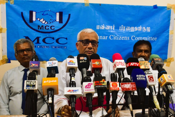 ஜனாதிபதியை சந்தித்த மன்னார் ஆயர்.. காற்றாலை தொடர்பில் புதிய சர்ச்சை! | Mannar Bishop Meets President