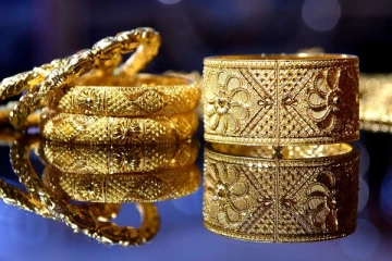 ஆன்லைனில் நகைகளை ஆர்டர் செய்த நபர்;  கொண்டு சென்ற கடை ஊழியருக்கு காத்திருந்த பேரதிர்ச்சி!