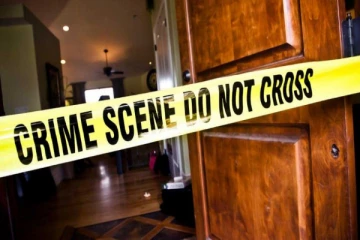 சாப்பிட அழைத்த தாயார்; கத்தியால் குத்தி கொலை செய்த மகன் - அதிர்ச்சி!