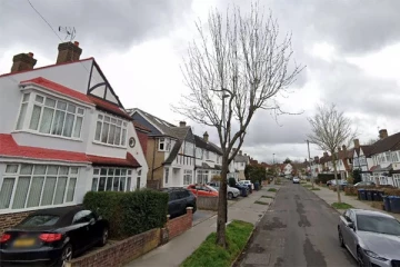 லண்டனில் இந்திய இளம்பெண் கத்தியால் குத்திக்கொலை: நேற்று மாலை நடந்த துயர சம்பவம்