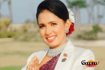 හයෙෂිකා ගුරුවරියගේ නෙලූ පිළිමයක් රු.25000කට?