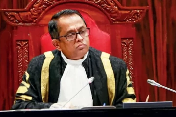 හෙට තීරණාත්මක දවසක් - විශ්වාසභංගයෙන් කථානායක ඉවත් කිරීමට සූදානමක්