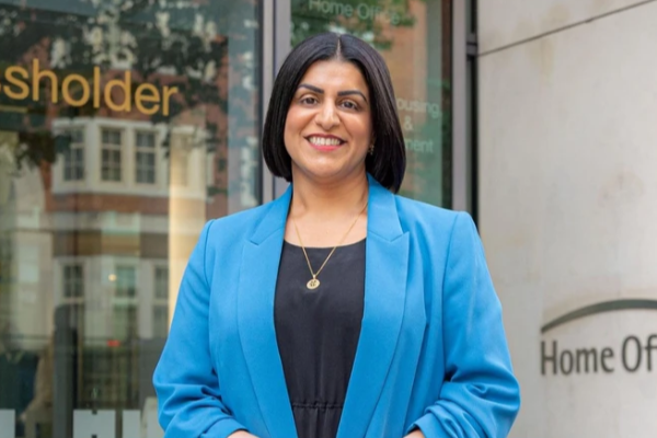 பிரித்தானியாவின் அடுத்த பிரதமராக யாரால் திறம்பட செயல்படமுடியும்? எழுந்துள்ள கேள்வி | Who Is Next Uk Pm To Replace Keir Starmer பிரித்தானியாவின் அடுத்த பிரதமராக யாரால் திறம்பட செயல்படமுடியும்? எழுந்துள்ள கேள்வி | Who Is Next Uk Pm To Replace Keir Starmer